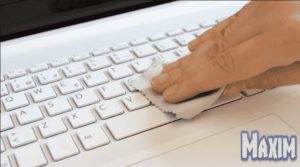 تنظيف الاجهزة الكهربائية